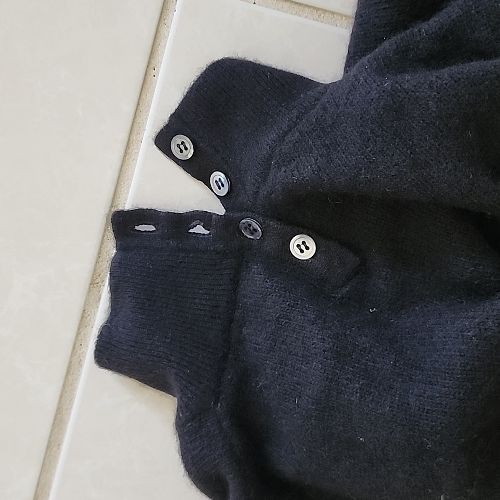 Cashmire Turtleneck Button Nieman Marcus LARGE Sweater SO SOFT